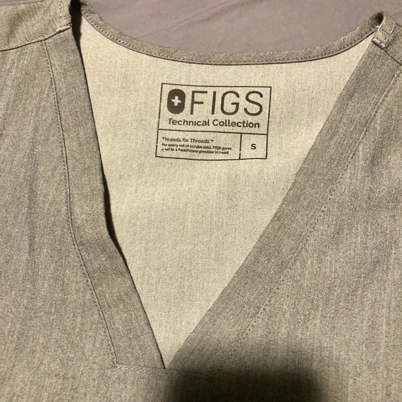 FIGS scrub set in graphite - Picture 3 of 9